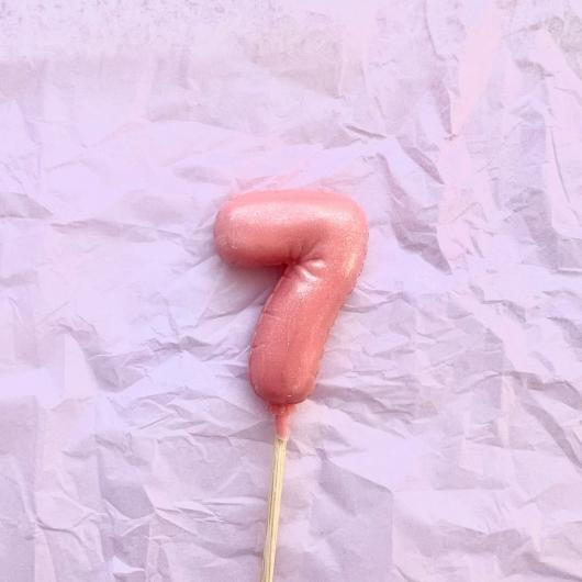 Фигурка из шоколадной глазури 