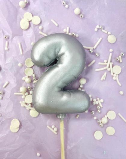 Фигурка из шоколадной глазури "Цифра-Шарик 2" серебро